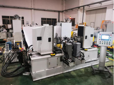ZCN091EG-1300（1800）全自動數控四臂定子線圈伺服漲型機
